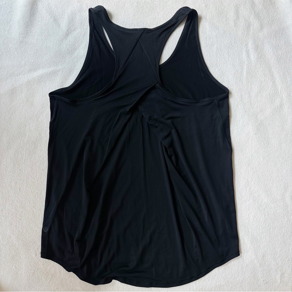 Lululemon Athletica NWT Women’s Essential Pleated Racerback Tank Black, size 8 - Picture 12 of 16